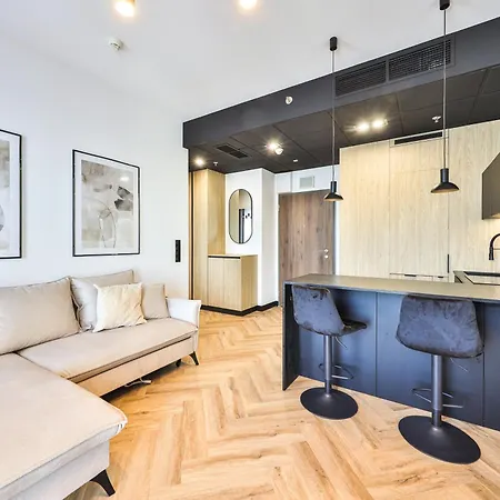 Apartamento Kasprzaka 29 Wola Tower Z Wanna I Widokiem Na Panorame Centrum By Perfect 1231