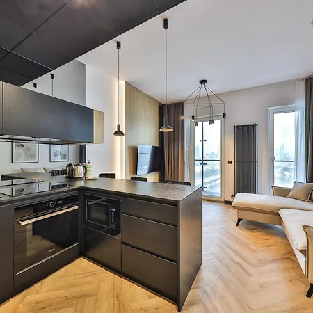 Kasprzaka 29 Wola Tower Z Wanna I Widokiem Na Panorame Centrum By Perfect 1231 *