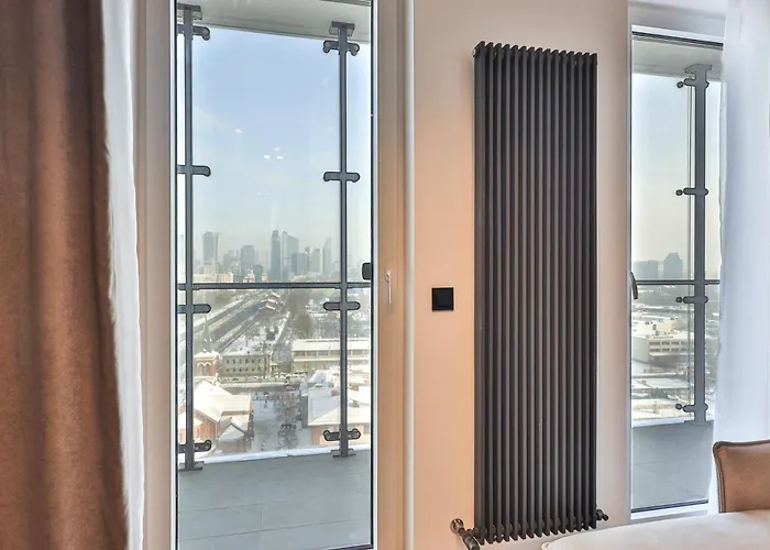 Kasprzaka 29 Wola Tower Z Wanna I Widokiem Na Panorame Centrum By Perfect 1231