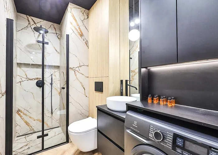 Kasprzaka 29 Wola Tower Z Wanna I Widokiem Na Panorame Centrum By Perfect 1231